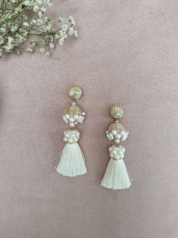 AHIMA TASSEL EARRINGS